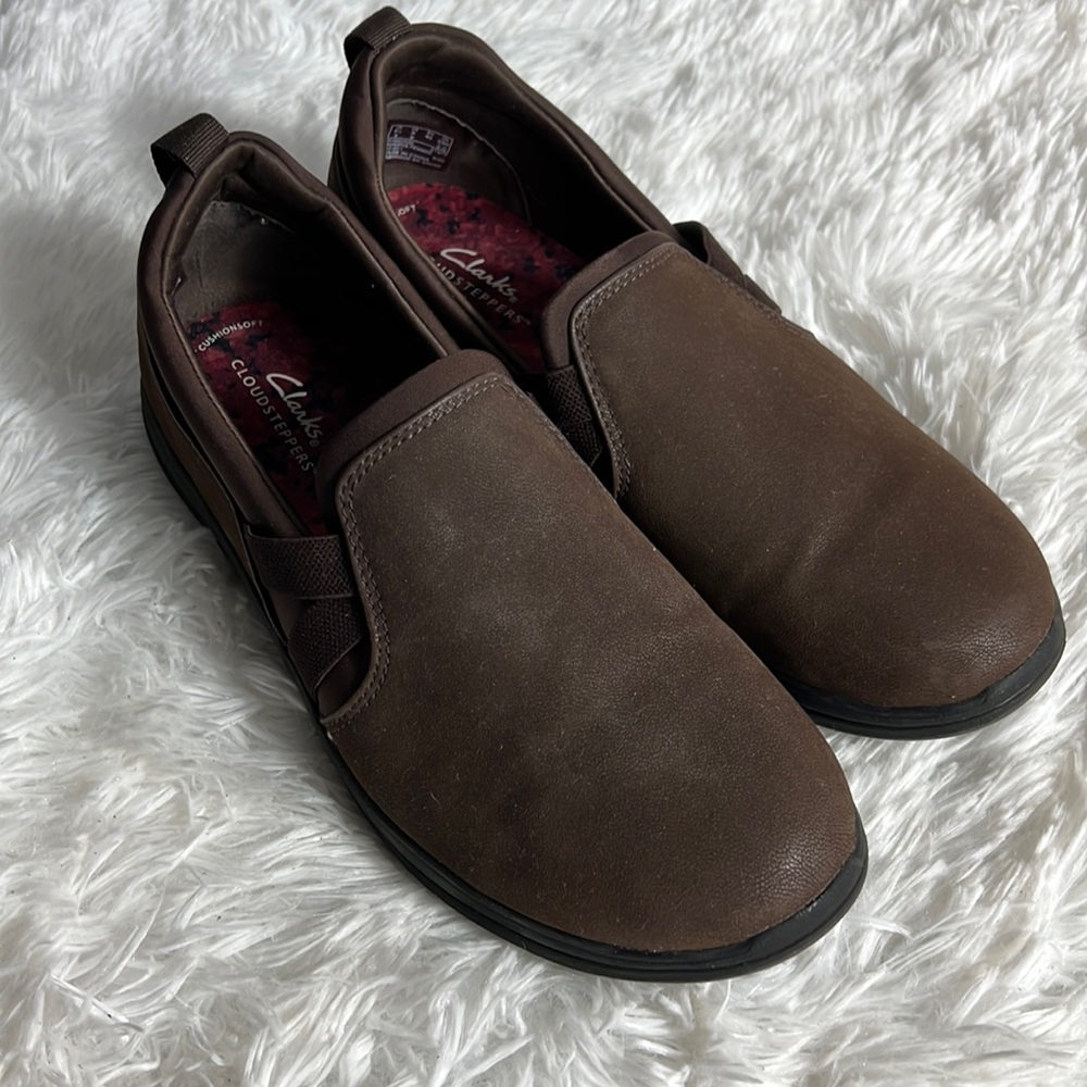 Clarks Cloudsteppers Brown Slip On Comfort Shoes 9